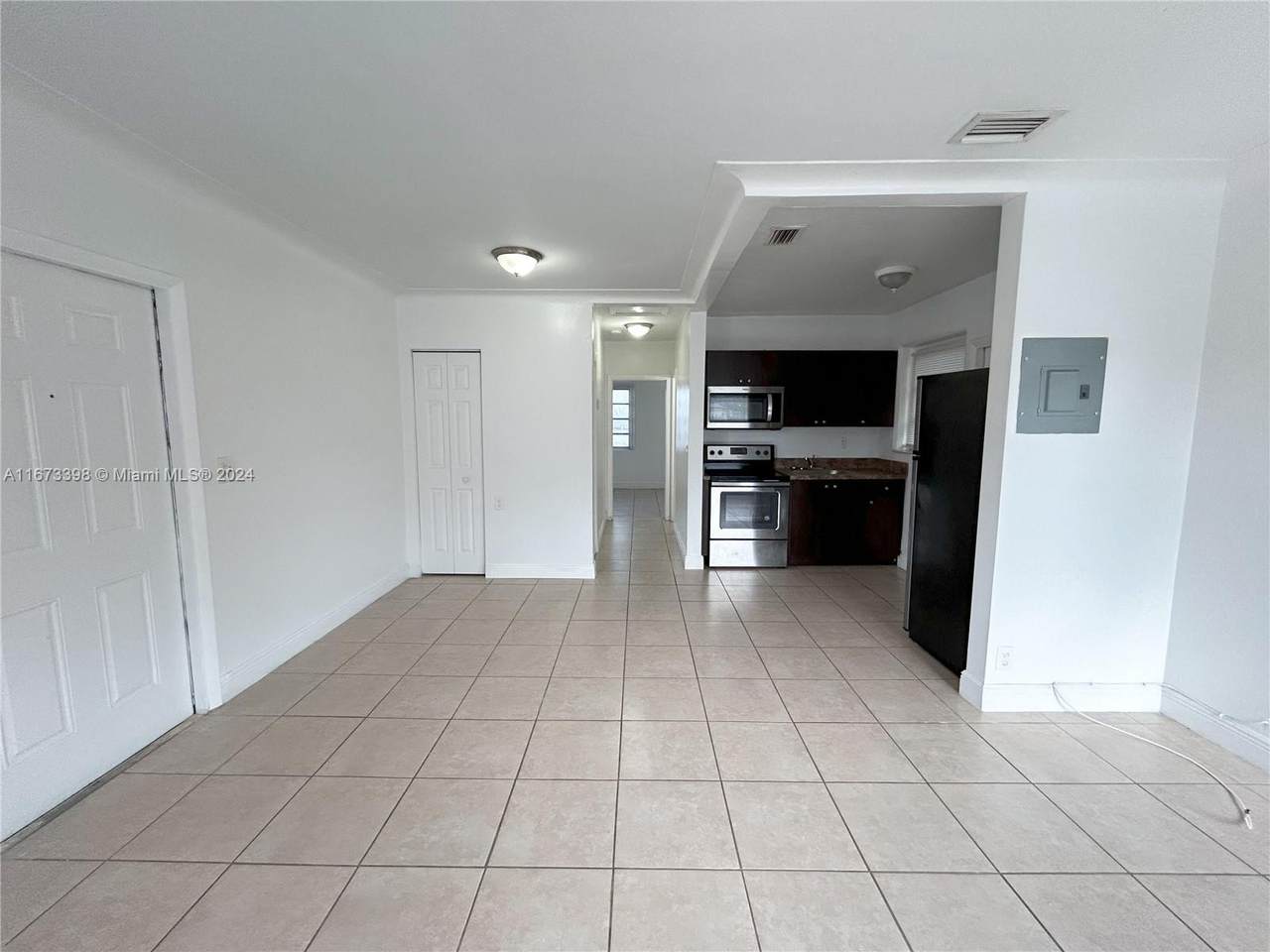 https://bt-photos.global.ssl.fastly.net/miami/1280_boomver_1_A11673398-2.jpg