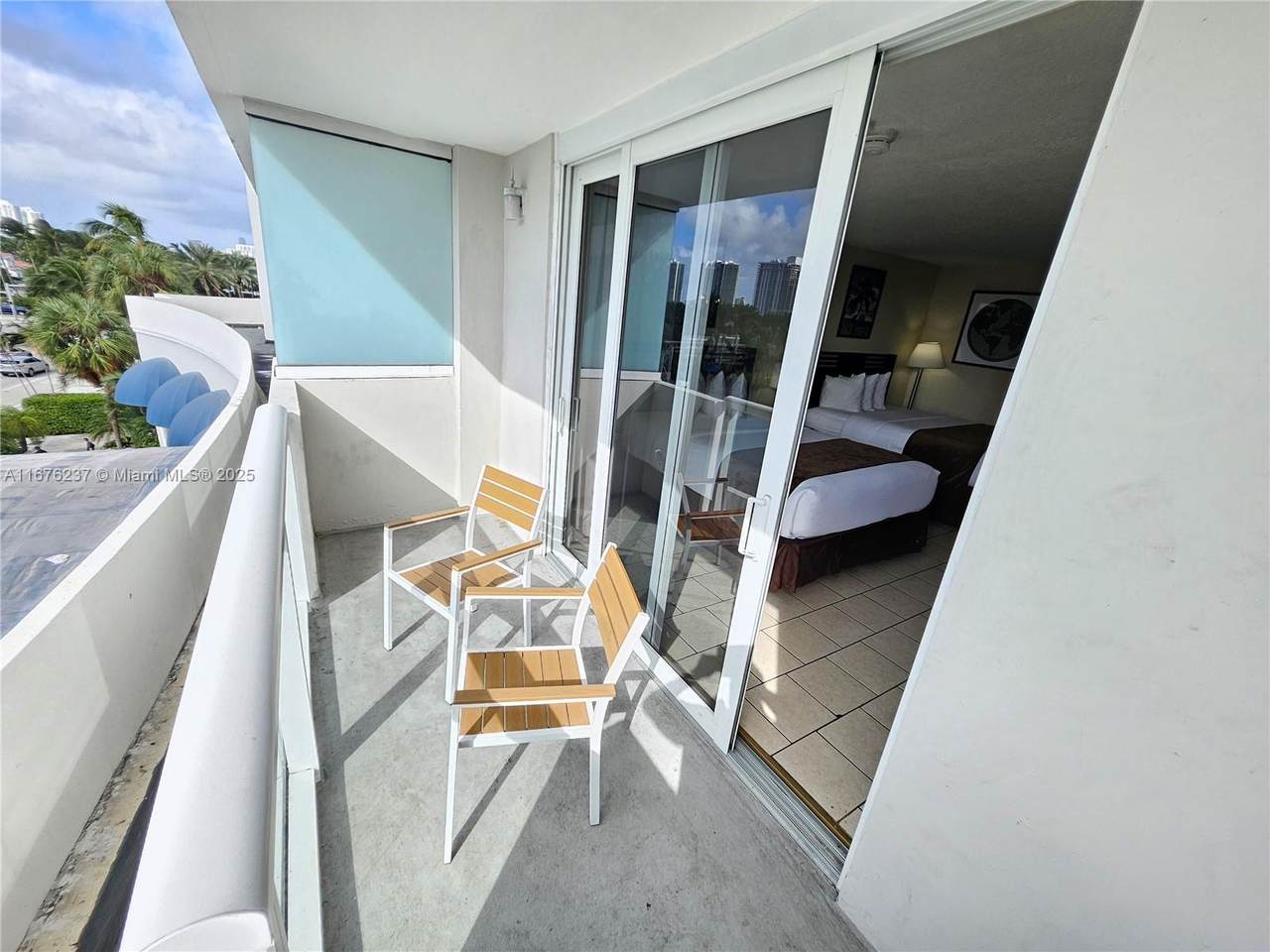 https://bt-photos.global.ssl.fastly.net/miami/1280_boomver_1_A11676237-2.jpg