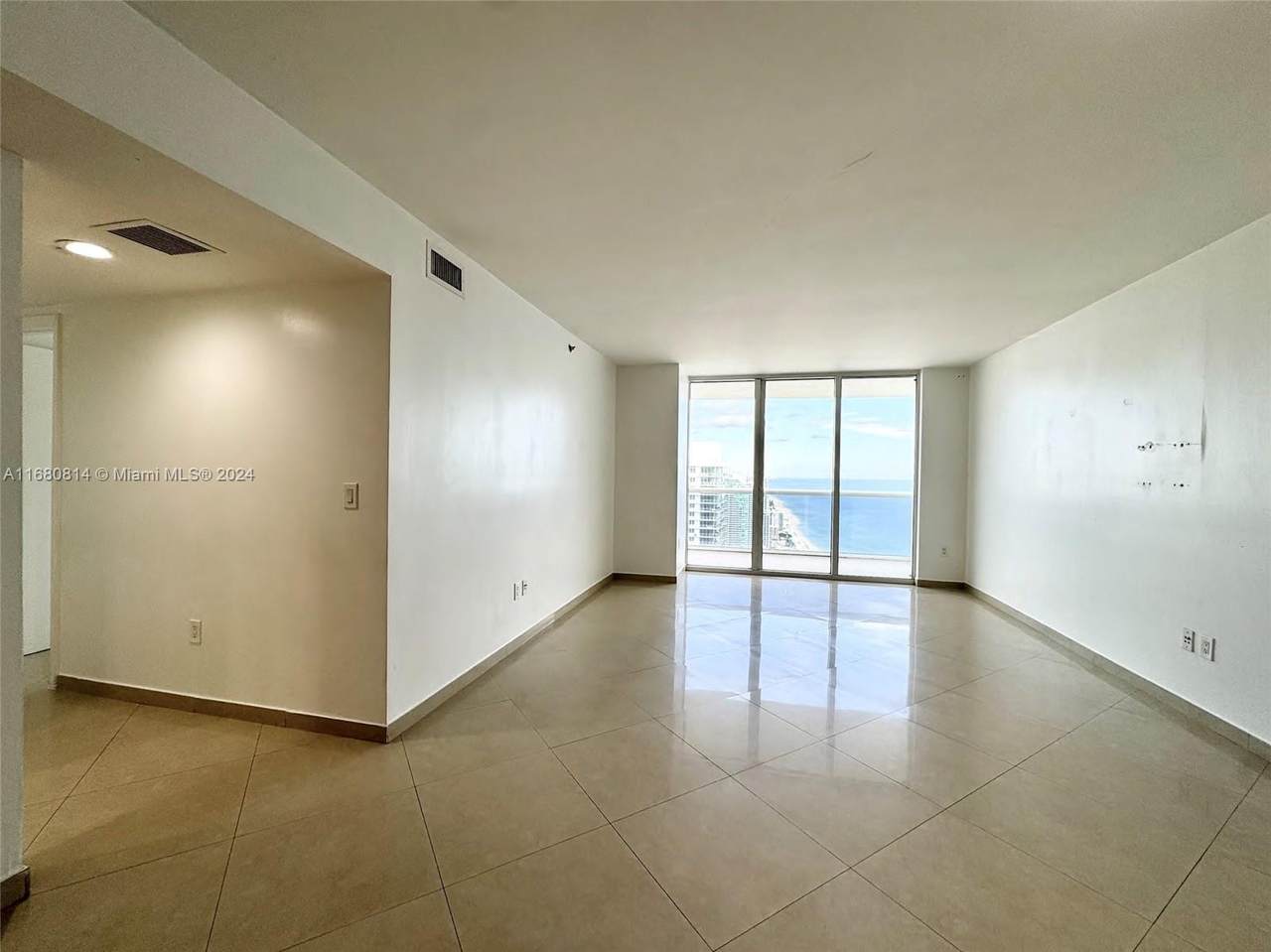 1830 Ocean Dr - Photo 1