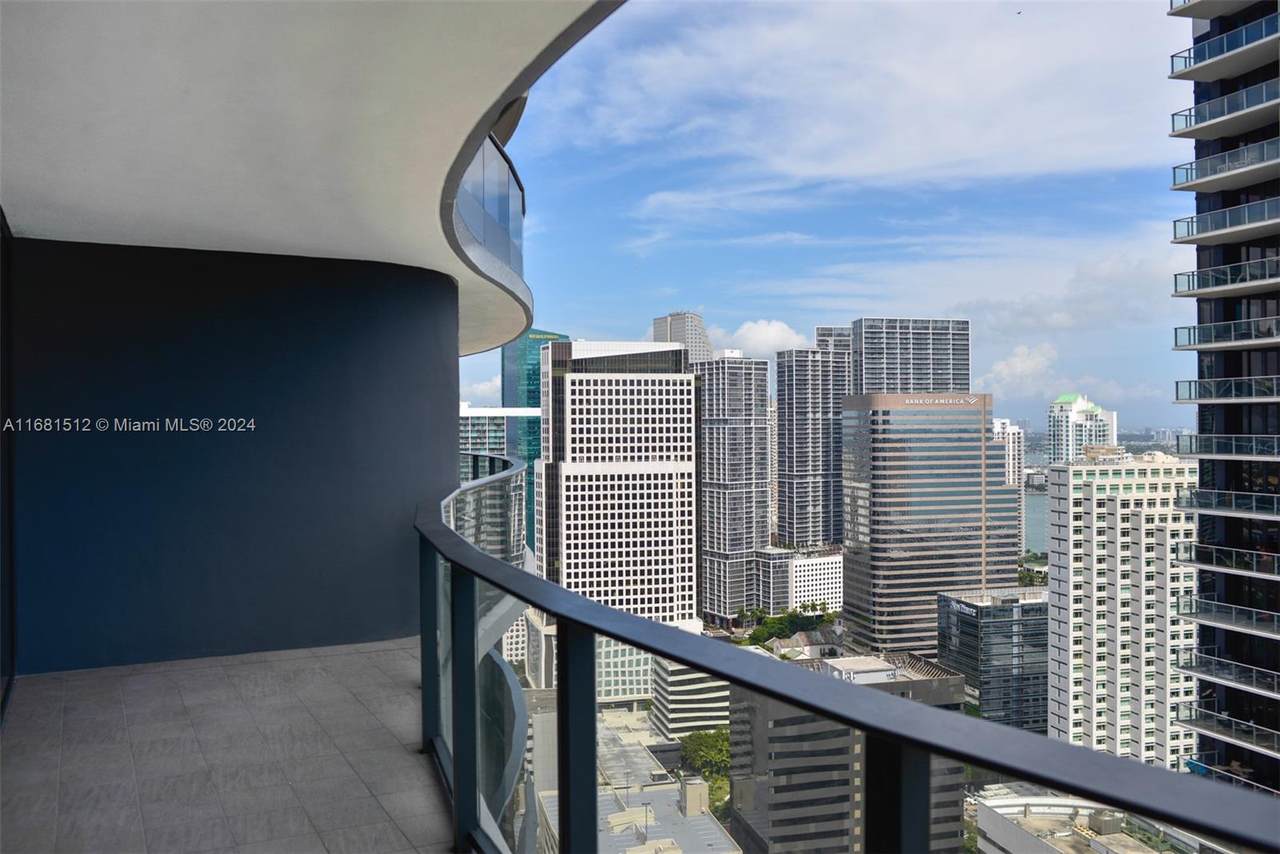 https://bt-photos.global.ssl.fastly.net/miami/1280_boomver_1_A11681512-2.jpg