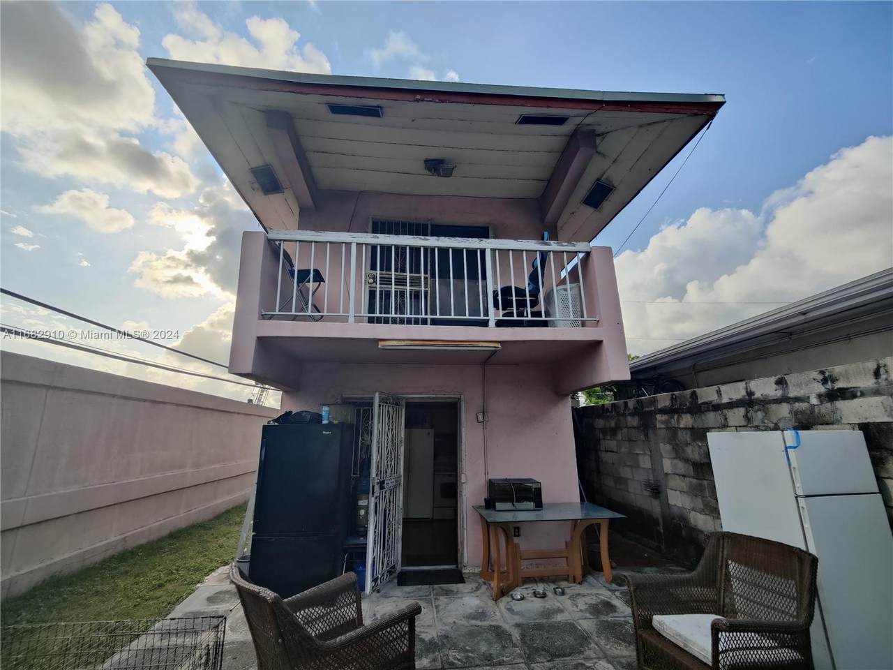 https://bt-photos.global.ssl.fastly.net/miami/1280_boomver_1_A11682910-2.jpg