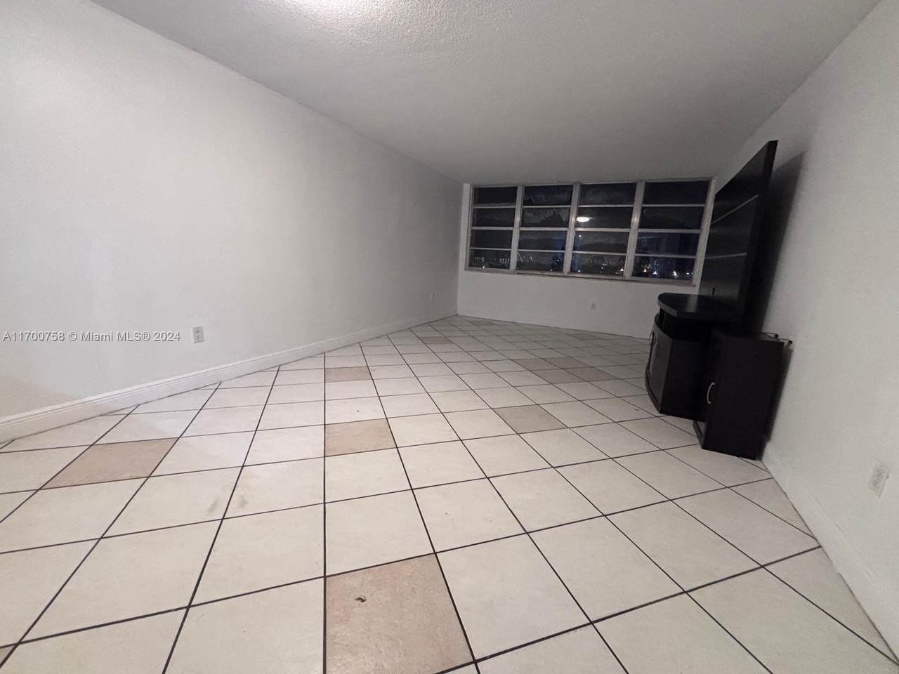 https://bt-photos.global.ssl.fastly.net/miami/1280_boomver_1_A11700758-2.jpg
