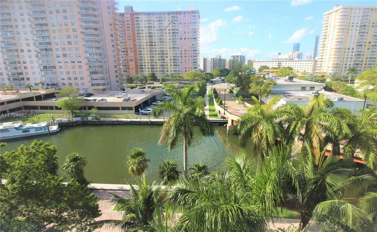 17150 Bay Rd - Photo 1