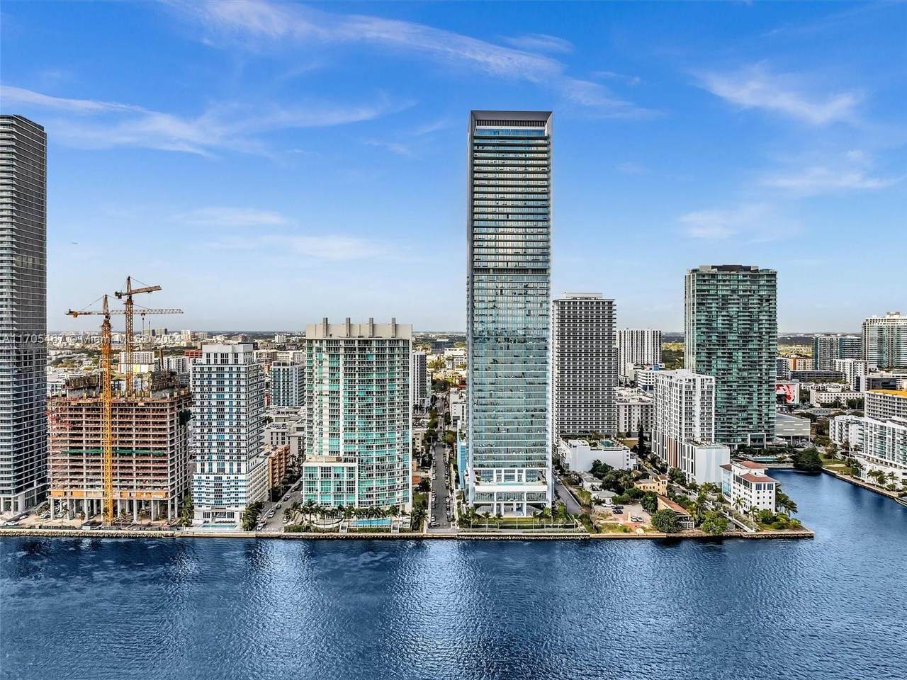 https://bt-photos.global.ssl.fastly.net/miami/1280_boomver_1_A11705467-2.jpg