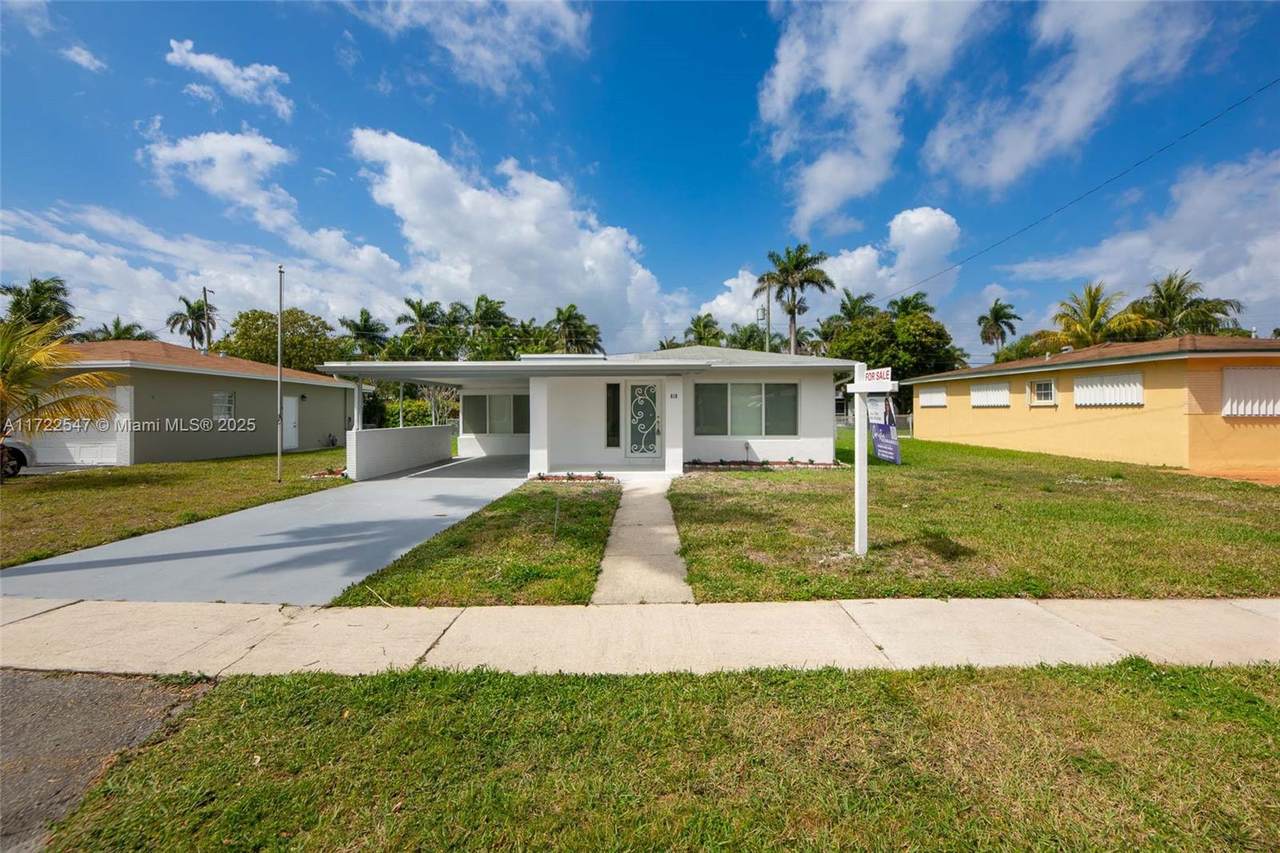 610 31st Ct - Photo 1