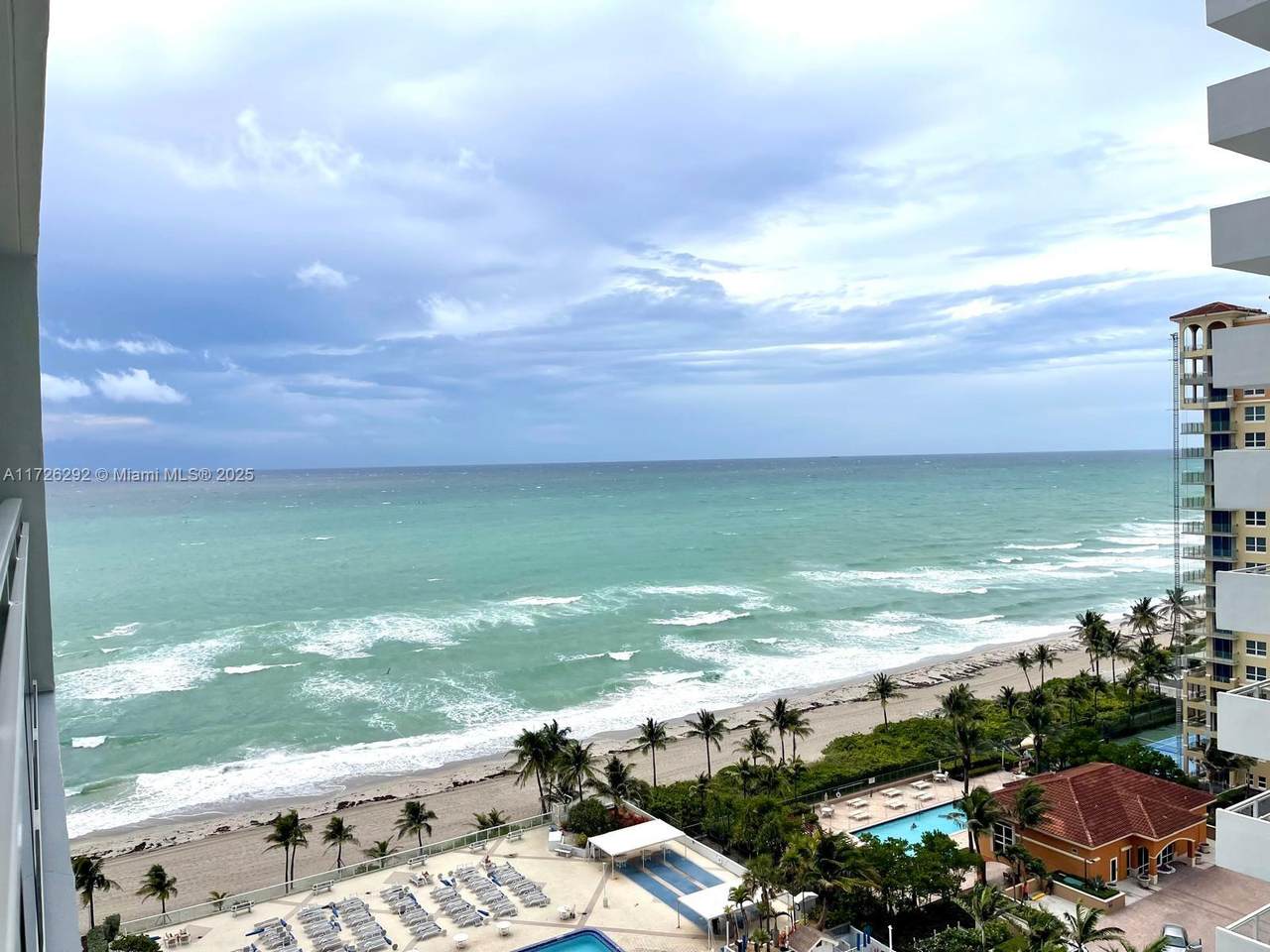 2030 Ocean Dr - Photo 1