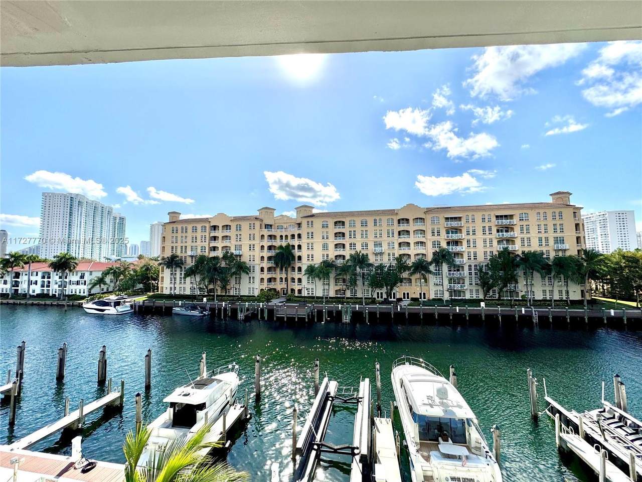 https://bt-photos.global.ssl.fastly.net/miami/1280_boomver_1_A11727770-2.jpg