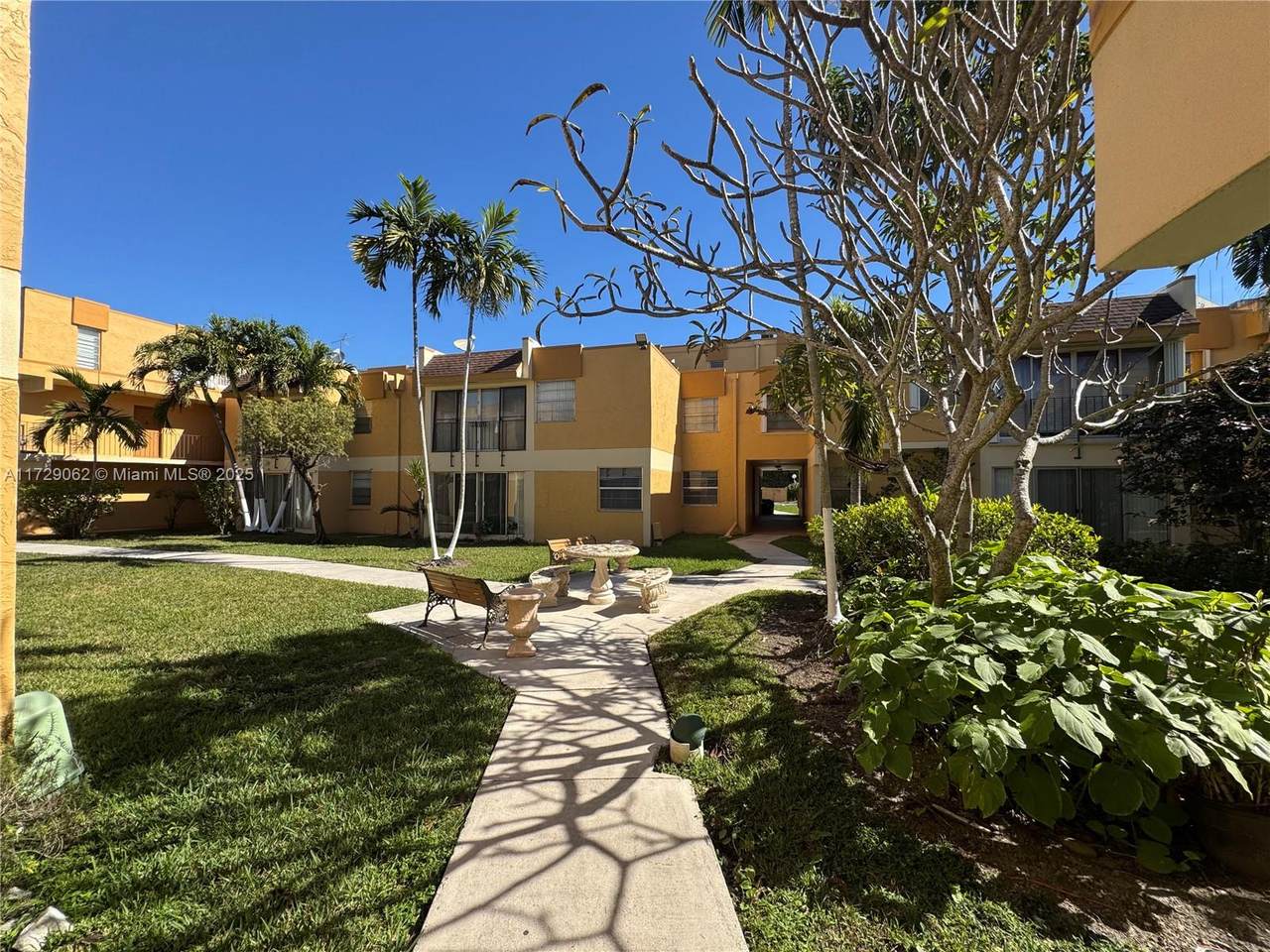 9300 Flagler St - Photo 1