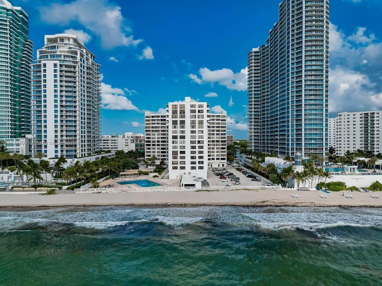 3505 Ocean Dr - Photo 1