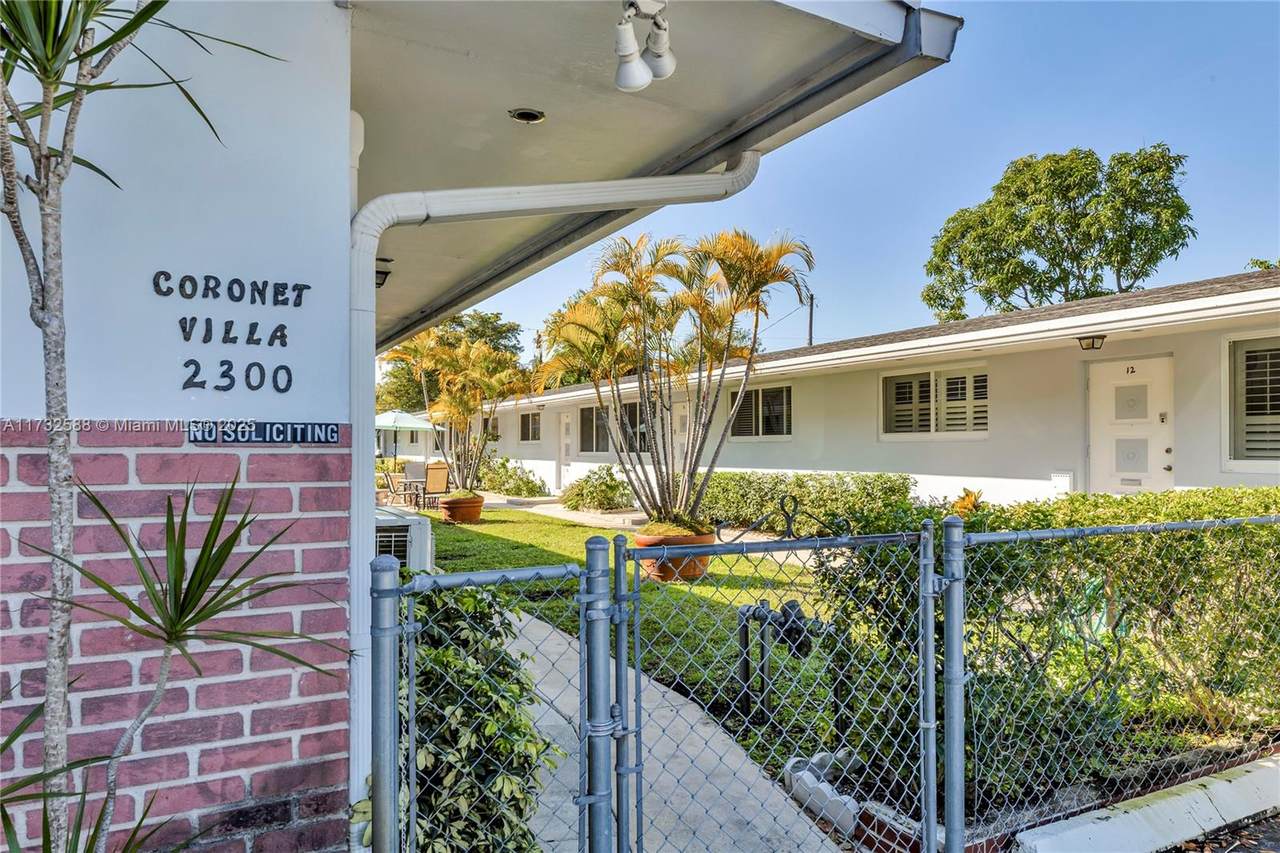 2300 Jackson St - Photo 1