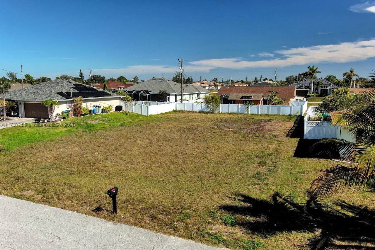 2013 18th Ave - Photo 1