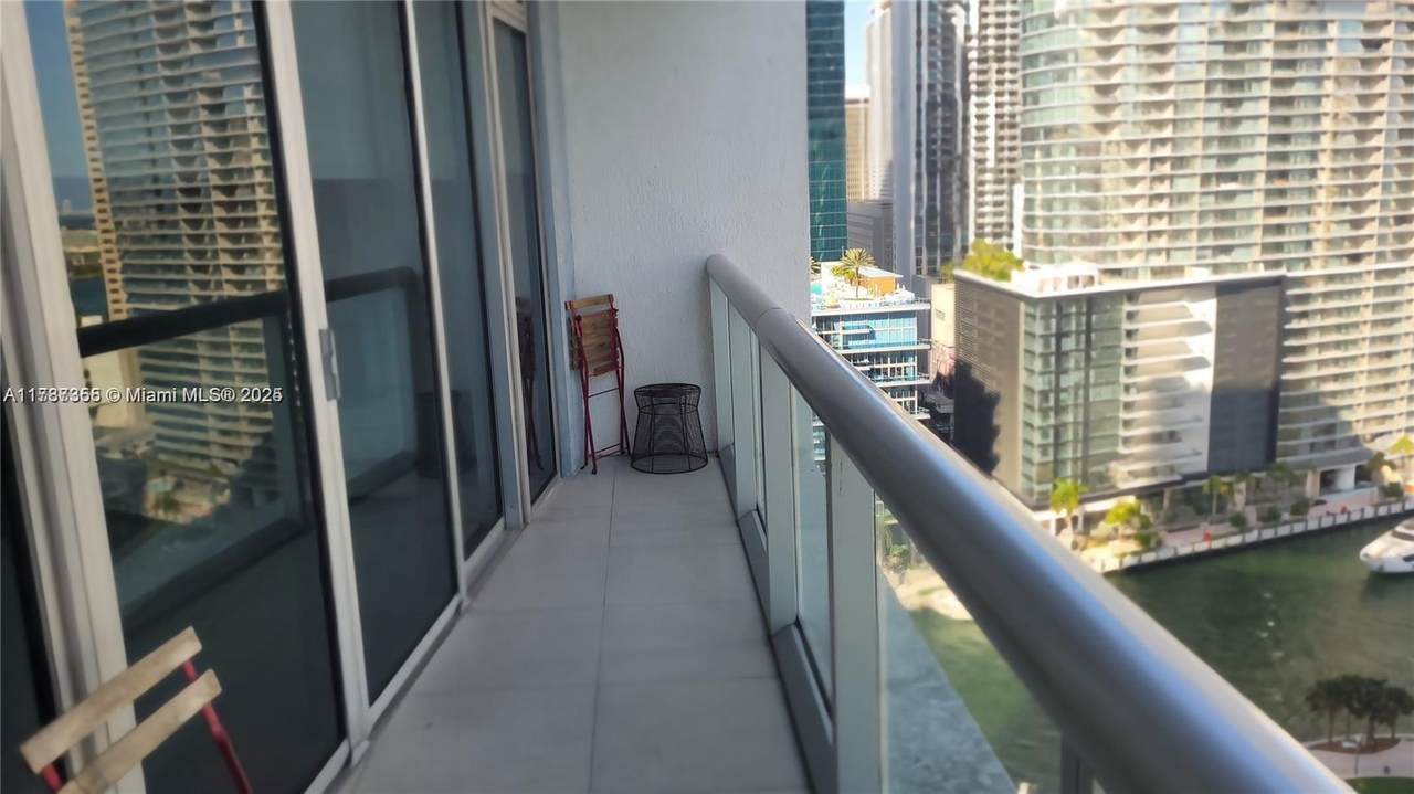 https://bt-photos.global.ssl.fastly.net/miami/1280_boomver_1_A11737355-2.jpg