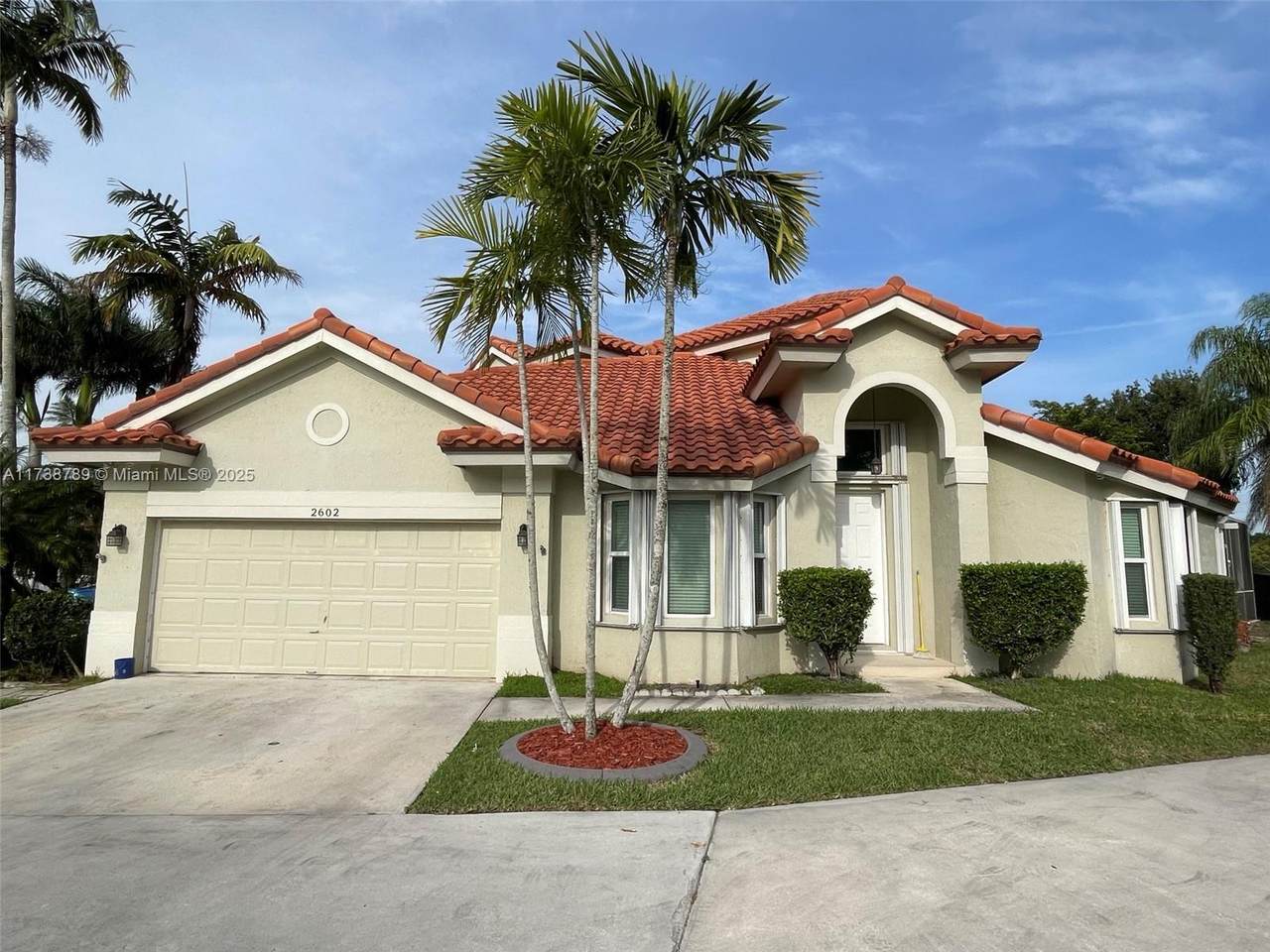 2602 Augusta Dr - Photo 1