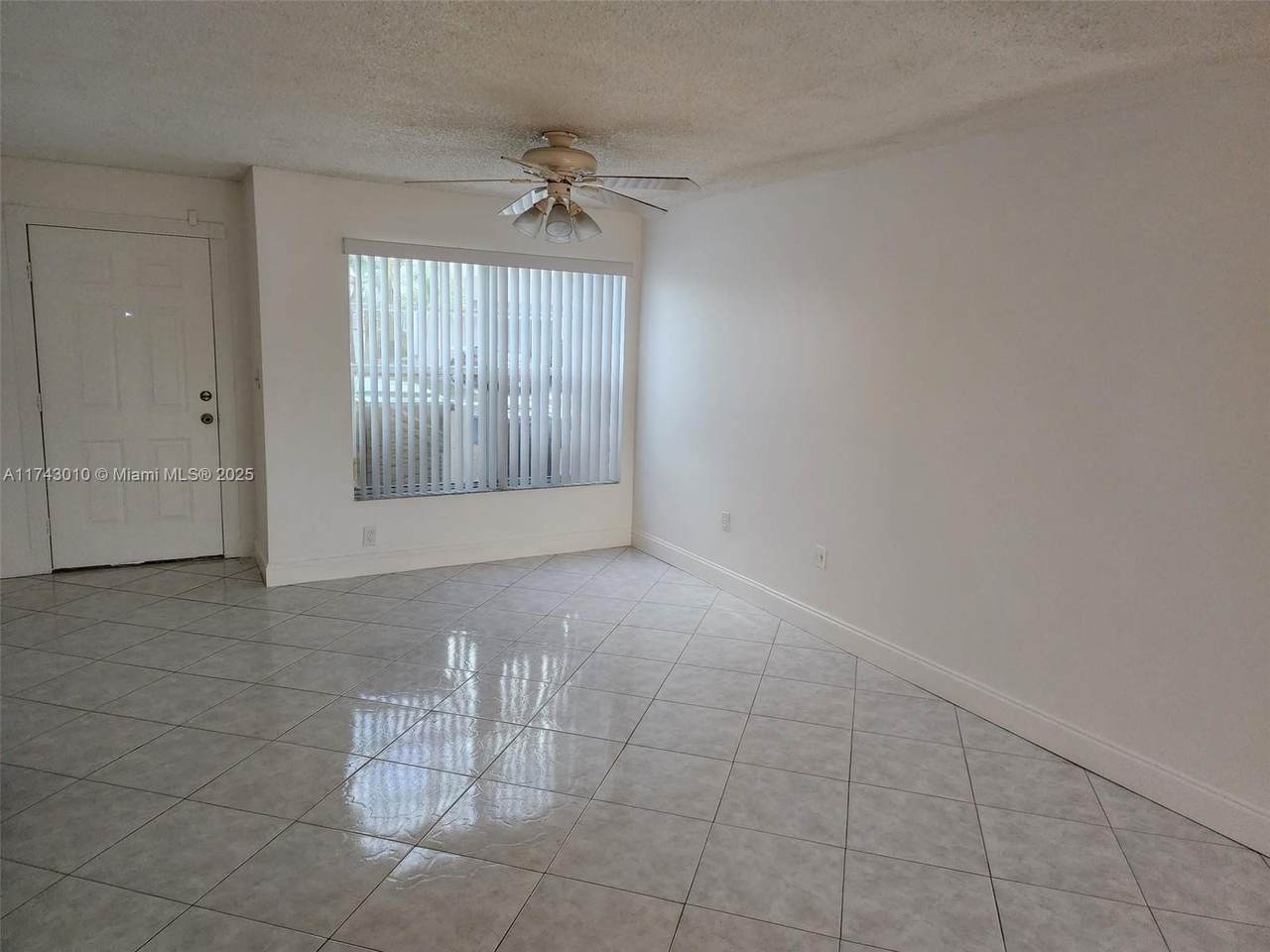 https://bt-photos.global.ssl.fastly.net/miami/1280_boomver_1_A11743010-2.jpg