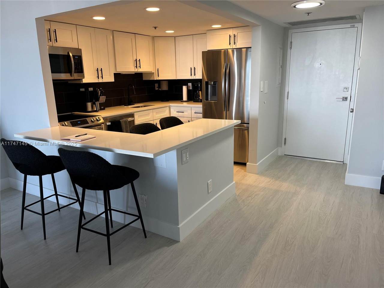 20355 34 CT - Photo 1