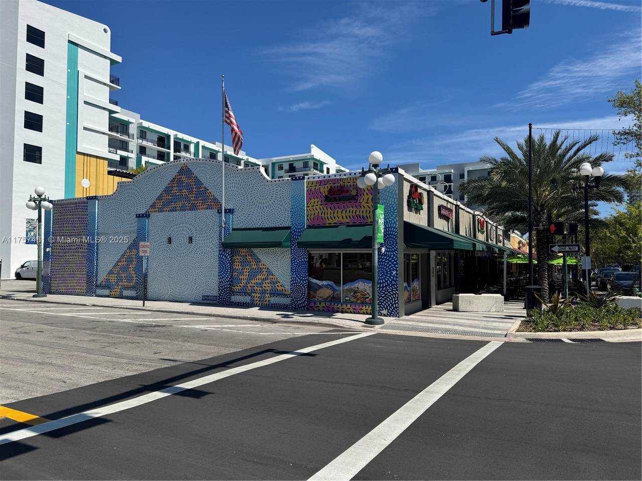 https://bt-photos.global.ssl.fastly.net/miami/1280_boomver_1_A11757461-2.jpg