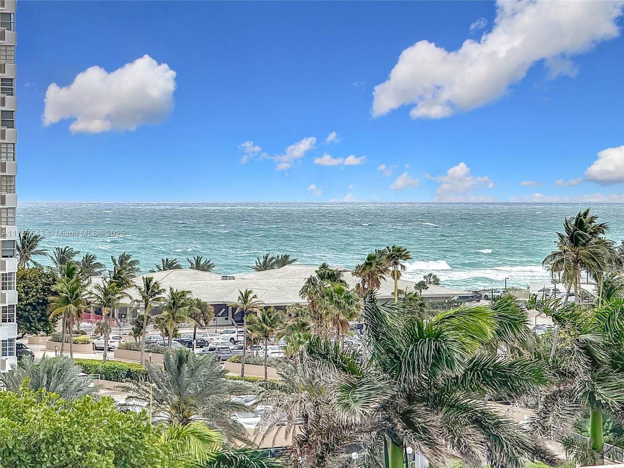 1945 Ocean Dr - Photo 1