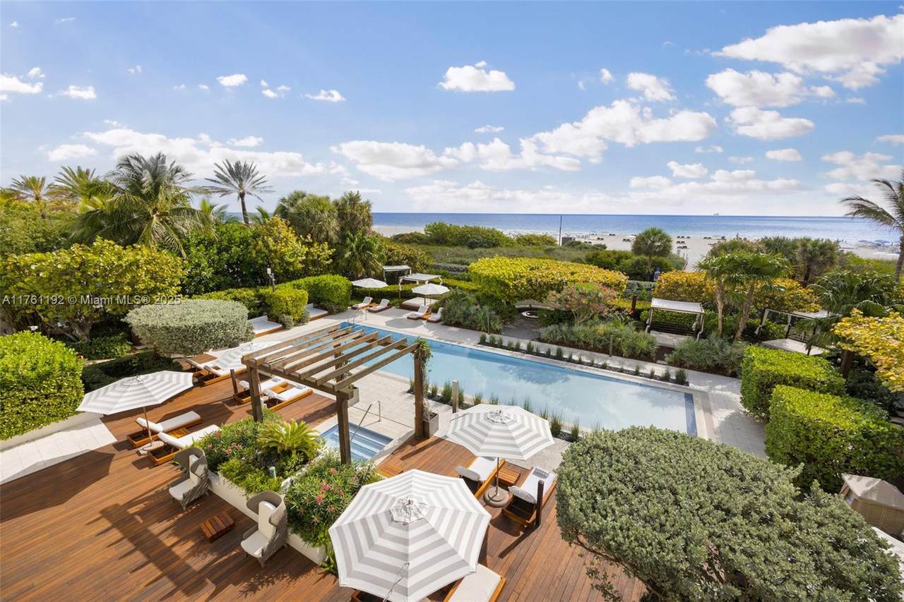 125 Ocean Dr - Photo 1