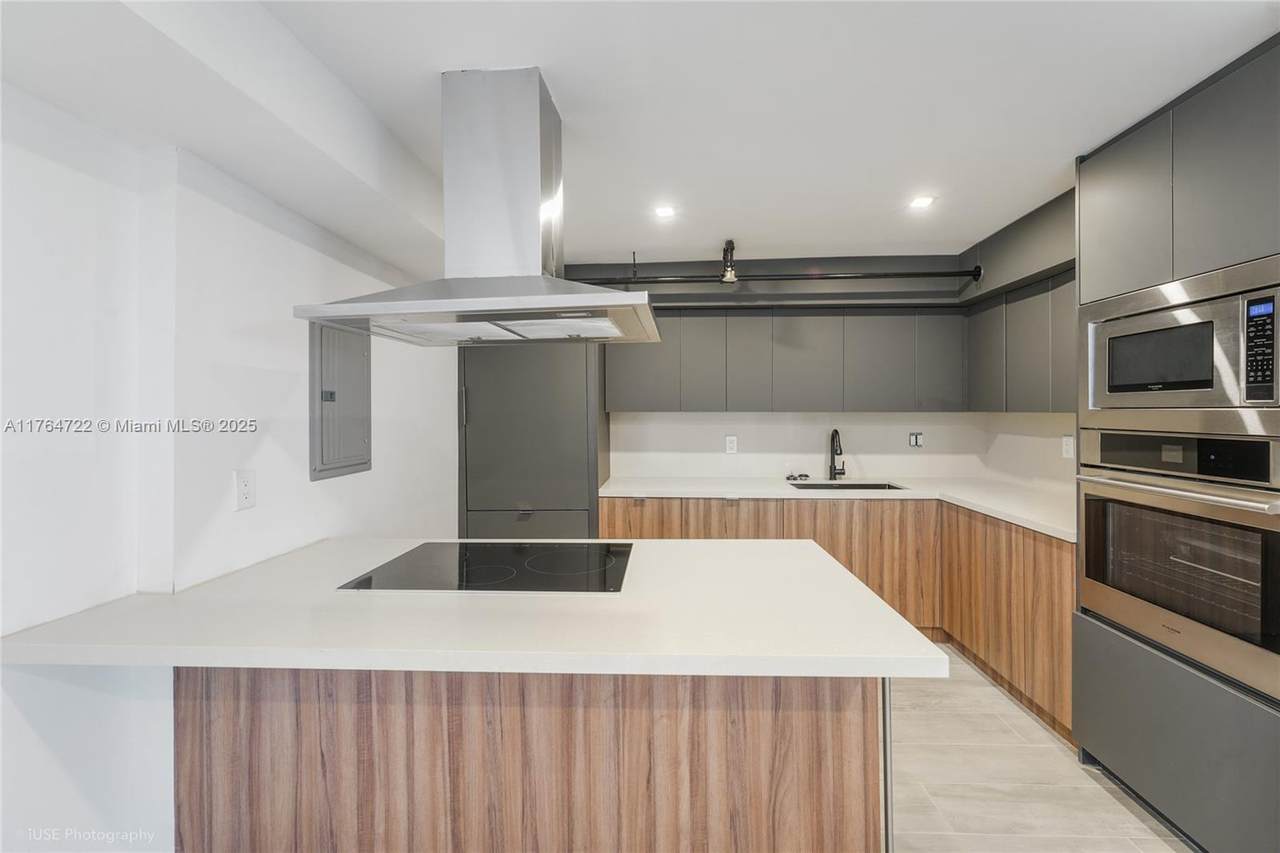 1000 Quayside Ter - Photo 1