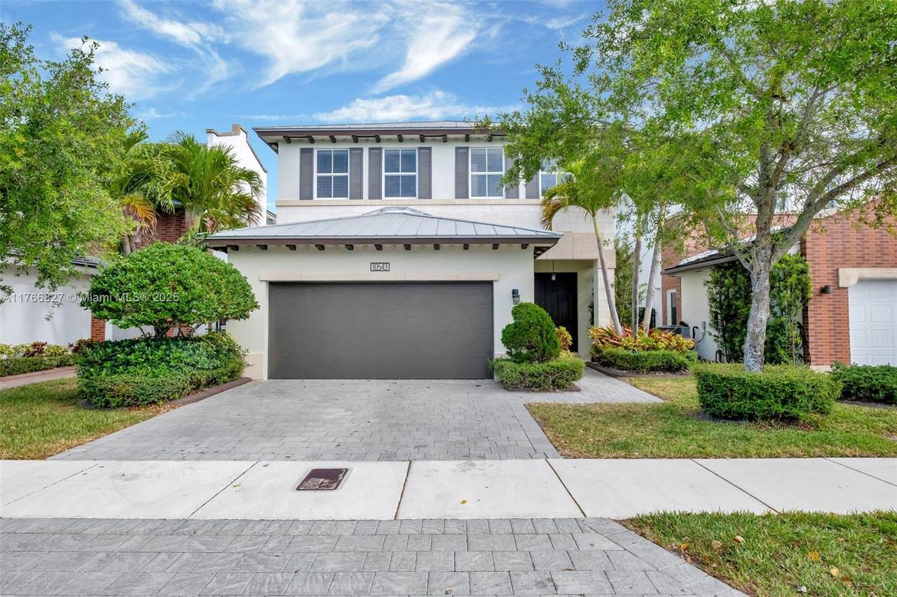 10543 70th Ln - Photo 1
