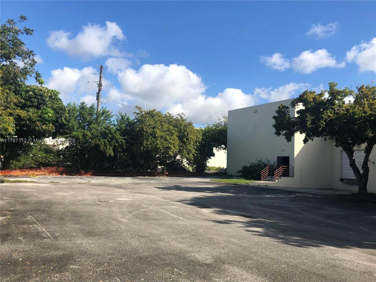 https://bt-photos.global.ssl.fastly.net/miami/1280_boomver_1_A11767112-2.jpg