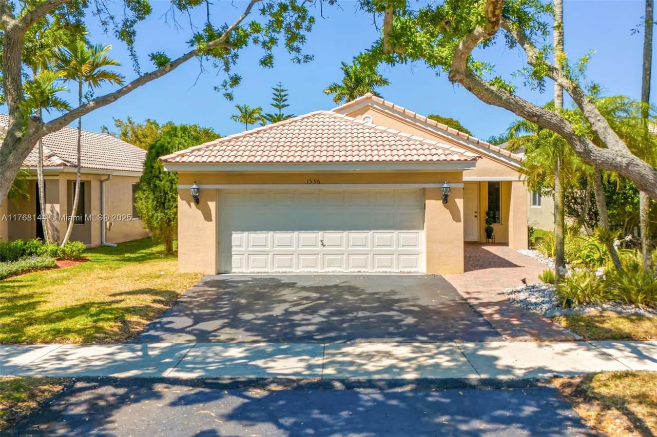 1536 Salerno Cir - Photo 1
