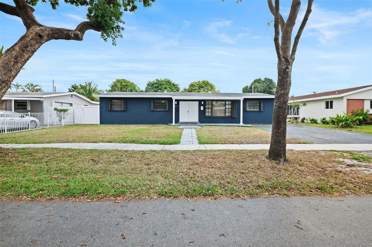 18321 7th Ct - Photo 1