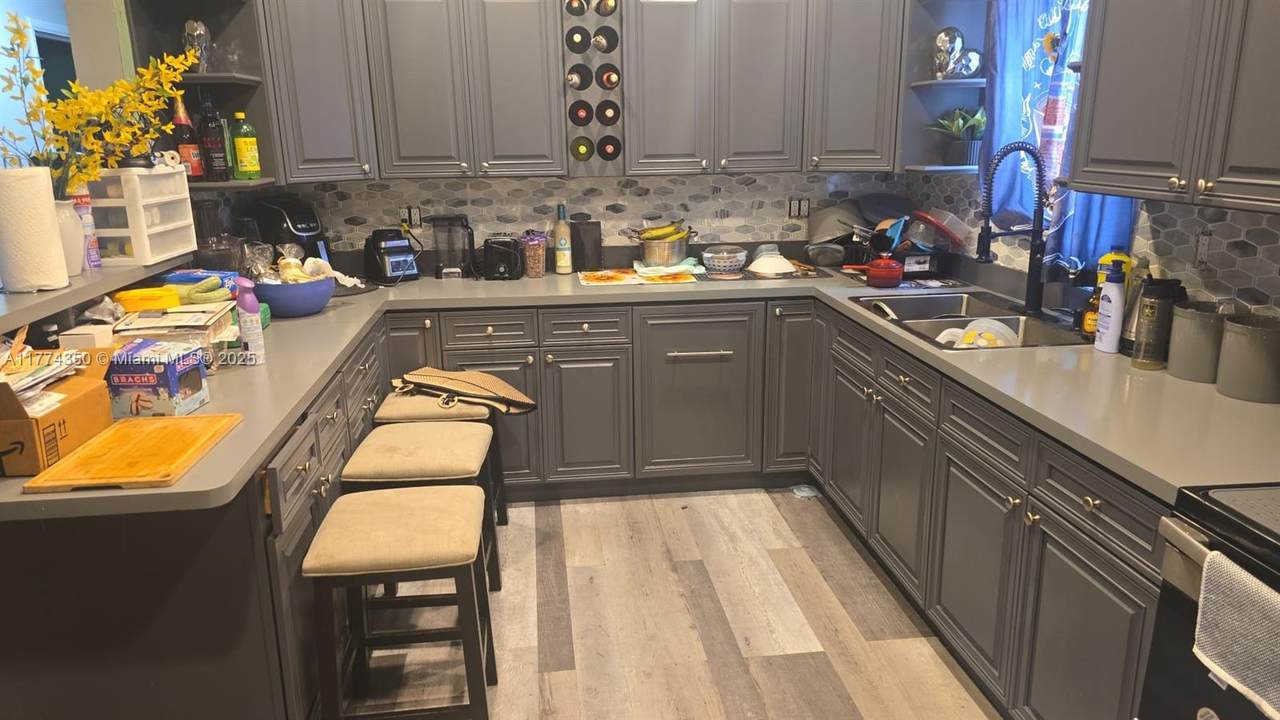 295 29th Ave - Photo 1