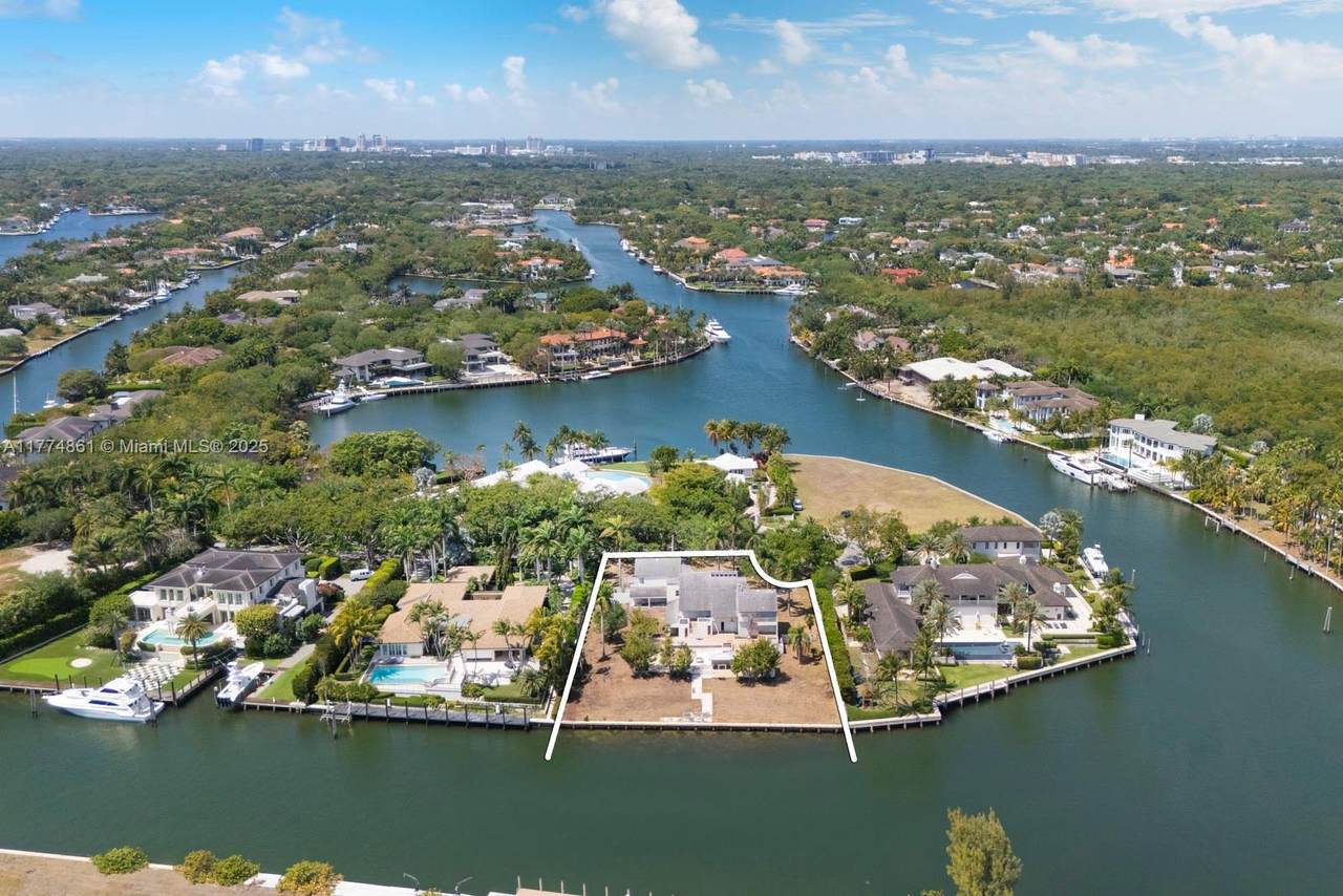https://bt-photos.global.ssl.fastly.net/miami/1280_boomver_1_A11774861-2.jpg
