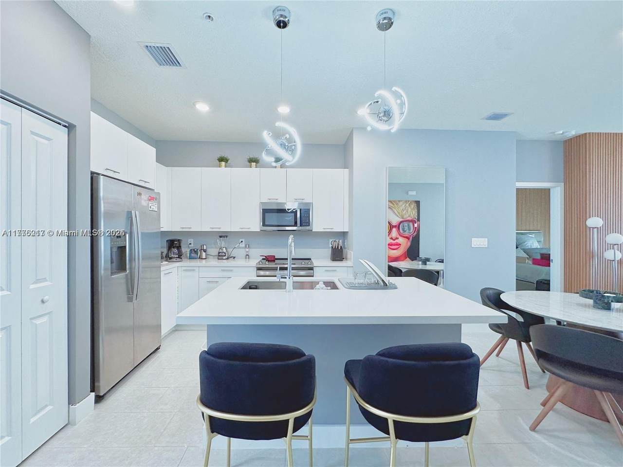 8167 41st St - Photo 1