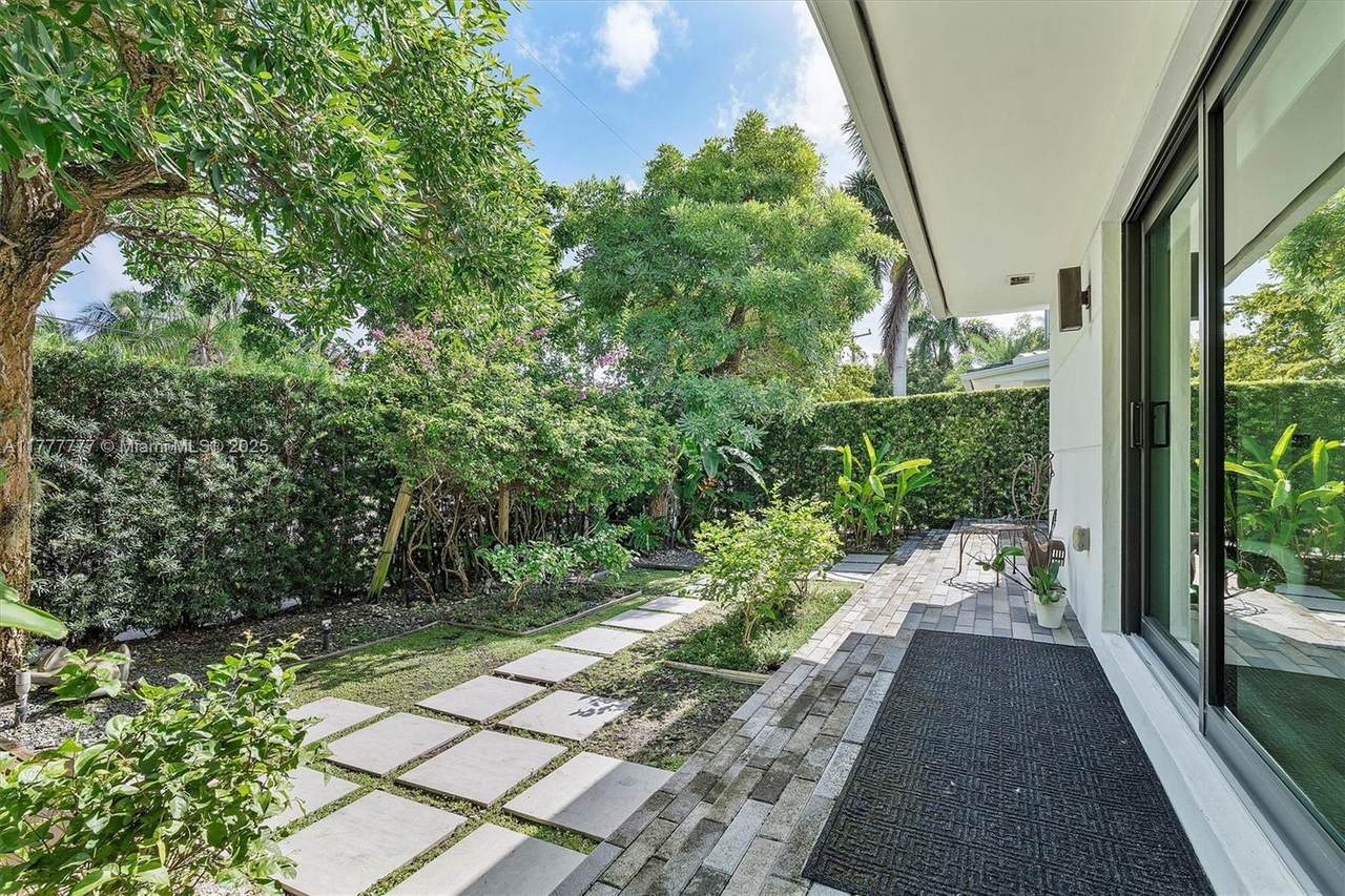 https://bt-photos.global.ssl.fastly.net/miami/1280_boomver_1_A11777777-2.jpg