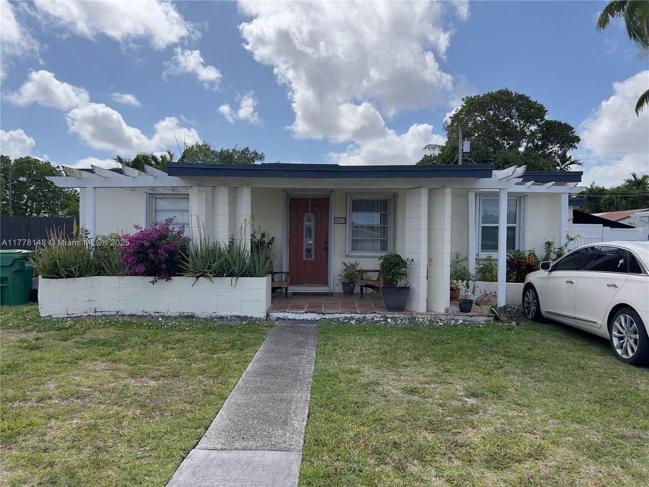 4270 99th Ave - Photo 1
