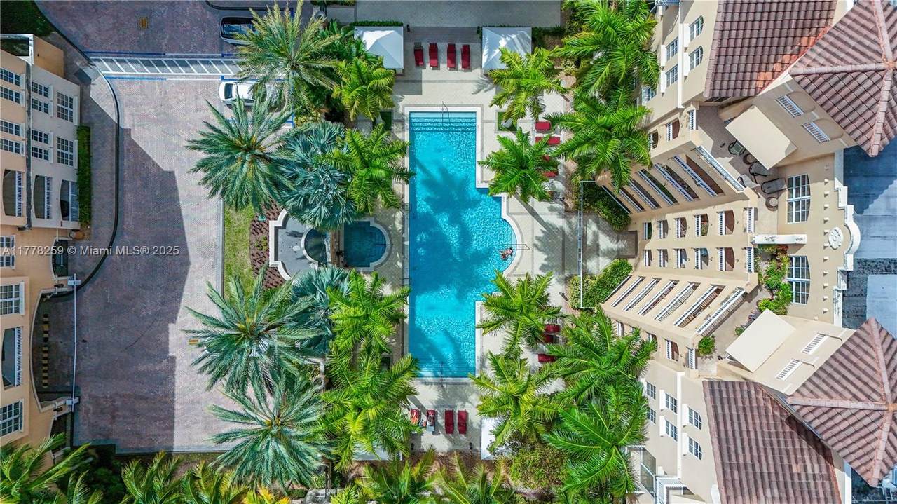https://bt-photos.global.ssl.fastly.net/miami/1280_boomver_2_A11778259-2.jpg