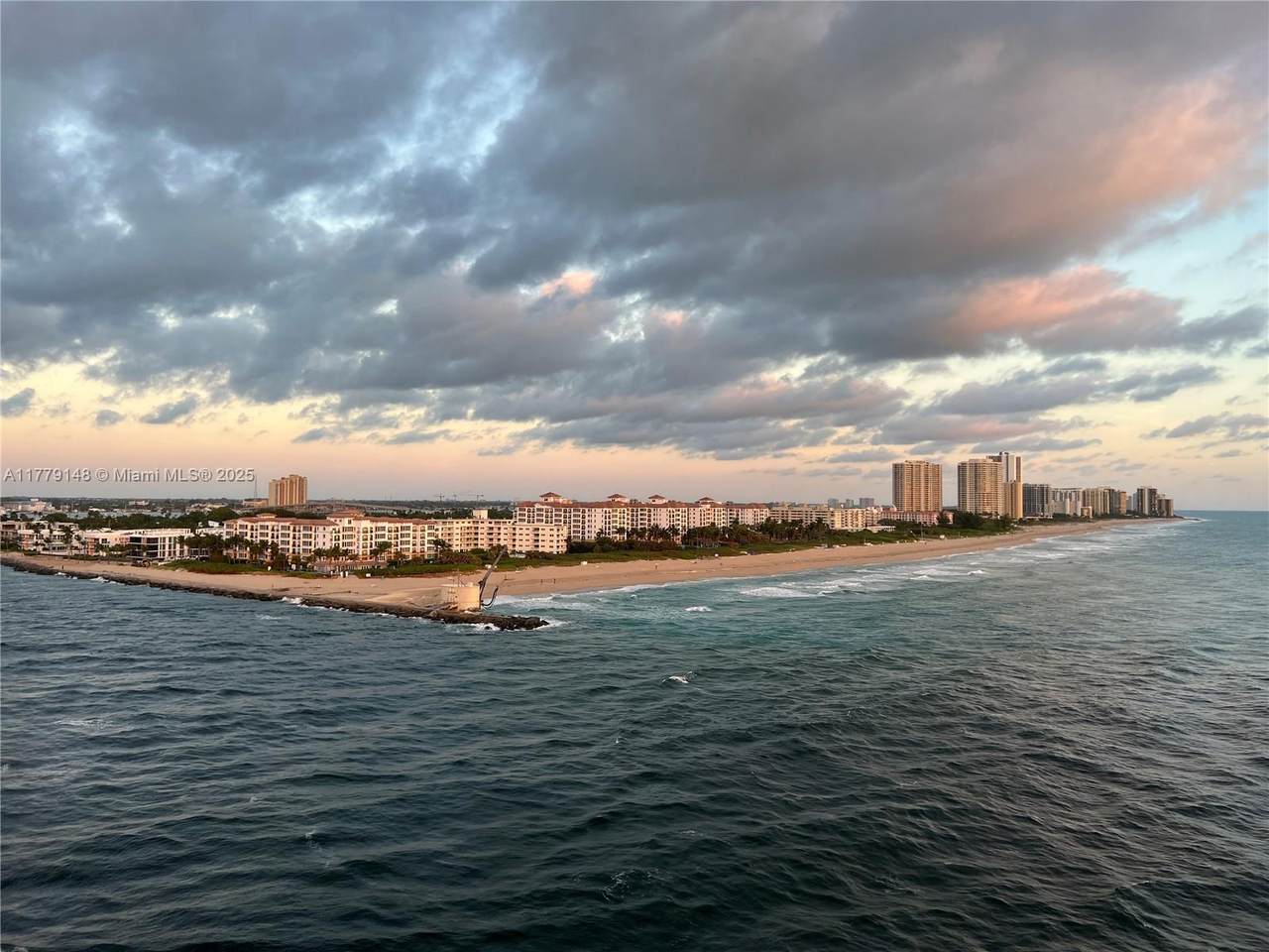 https://bt-photos.global.ssl.fastly.net/miami/1280_boomver_1_A11779148-2.jpg