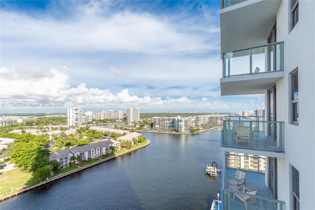 https://bt-photos.global.ssl.fastly.net/miami/1280_boomver_1_A11779577-2.jpg