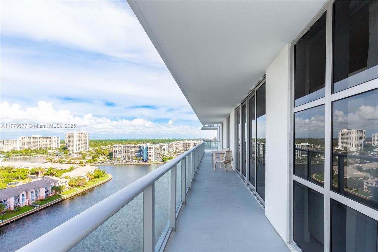 https://bt-photos.global.ssl.fastly.net/miami/1280_boomver_1_A11779577-2.jpg