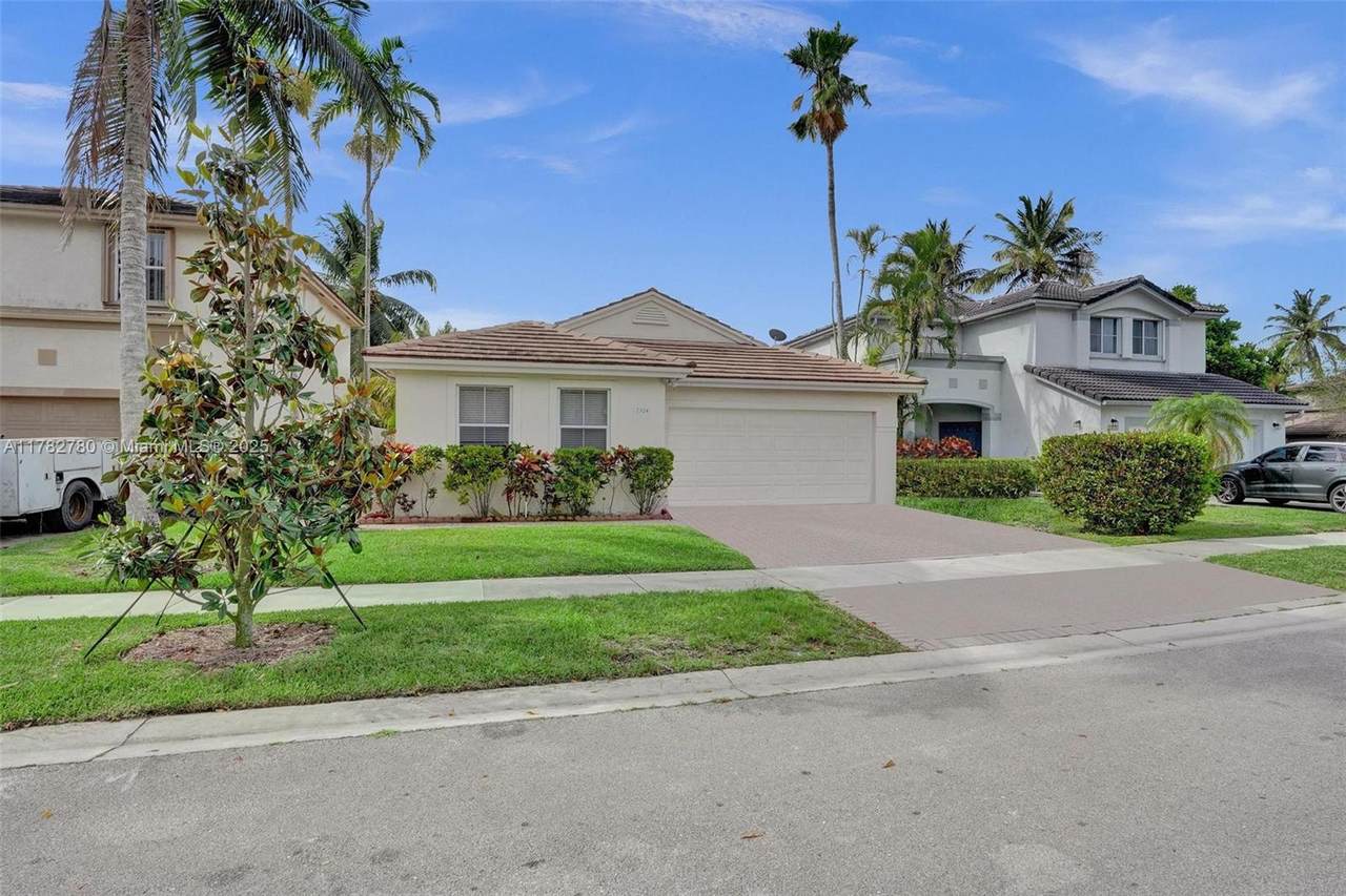 https://bt-photos.global.ssl.fastly.net/miami/1280_boomver_1_A11782780-2.jpg