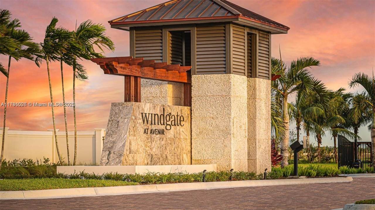 12476 Nautilus Cir - Photo 1