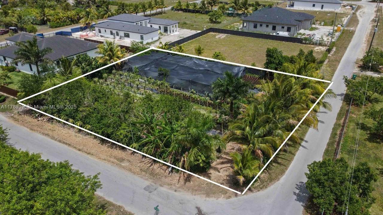 https://bt-photos.global.ssl.fastly.net/miami/1280_boomver_1_A11789196-2.jpg