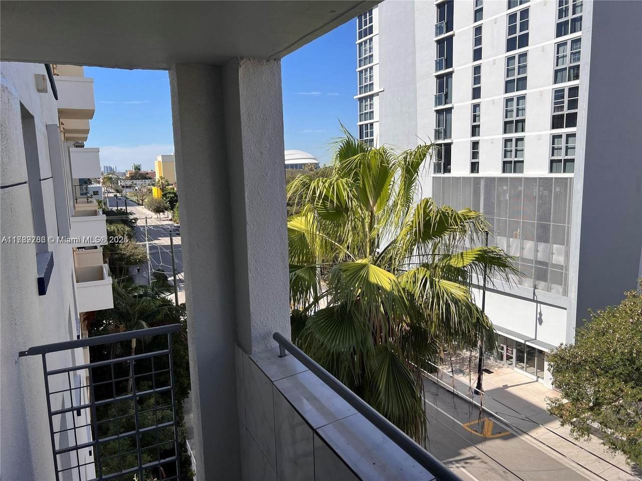 https://bt-photos.global.ssl.fastly.net/miami/1280_boomver_1_A11789786-2.jpg