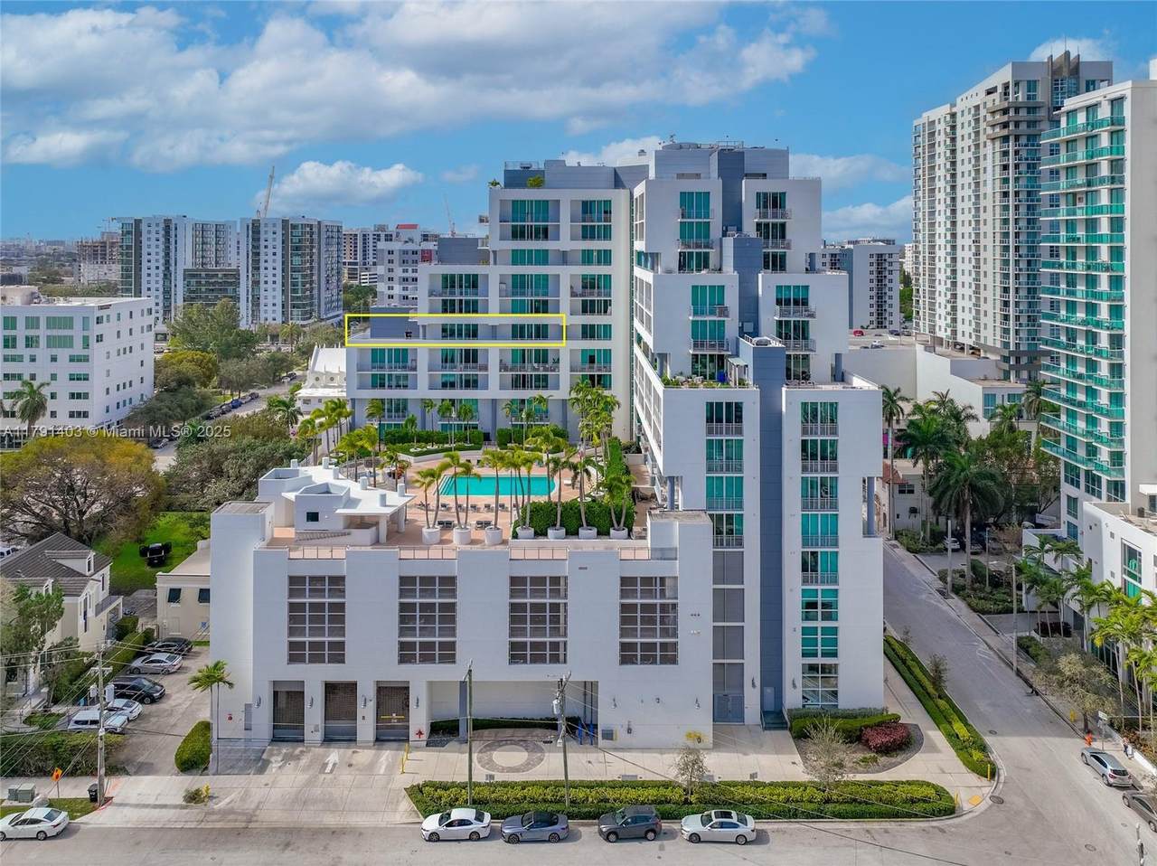 https://bt-photos.global.ssl.fastly.net/miami/1280_boomver_1_A11791403-2.jpg