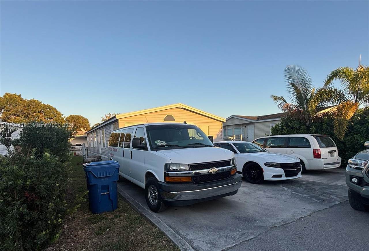 19800 180 Ave - Photo 1