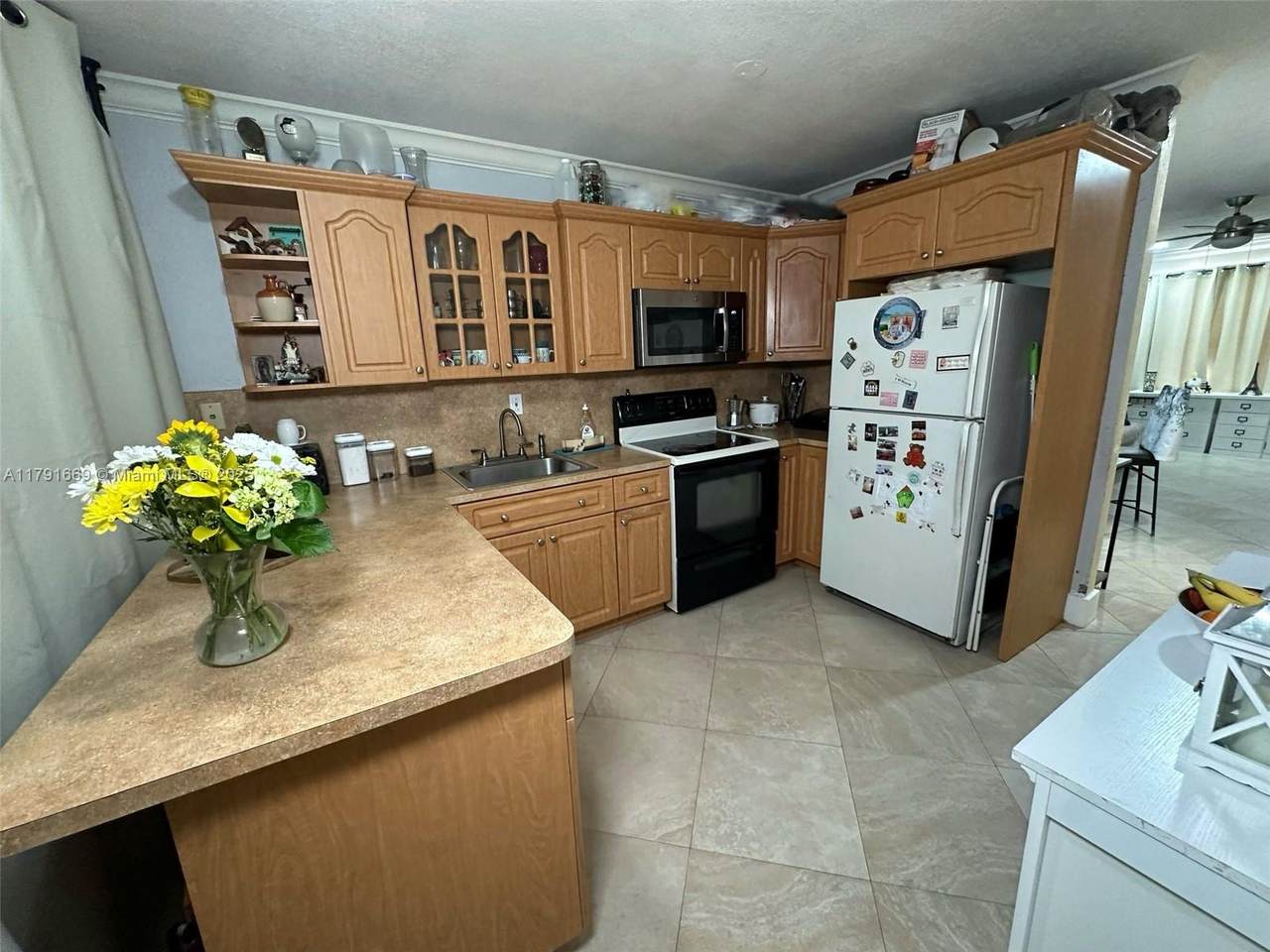 https://bt-photos.global.ssl.fastly.net/miami/1280_boomver_1_A11791669-2.jpg