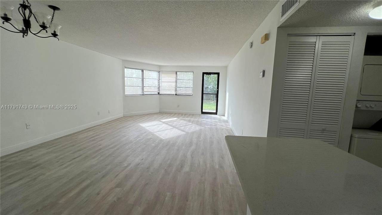 20860 San Simeon Way - Photo 1