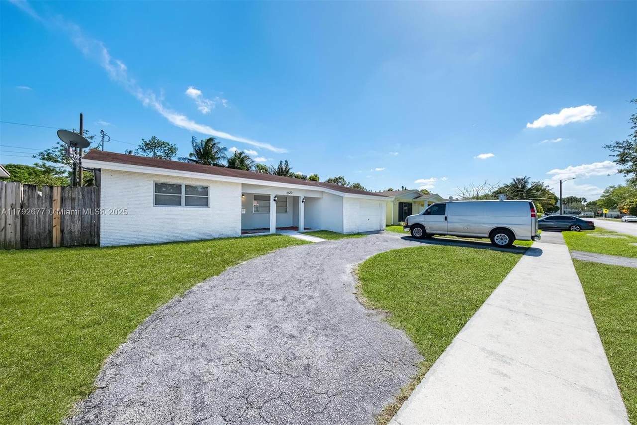 https://bt-photos.global.ssl.fastly.net/miami/1280_boomver_1_A11792677-2.jpg