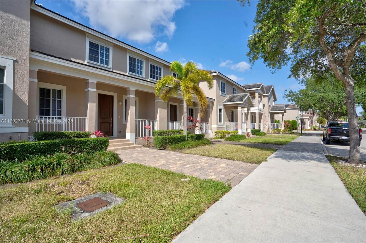 https://bt-photos.global.ssl.fastly.net/miami/1280_boomver_1_A11792701-2.jpg