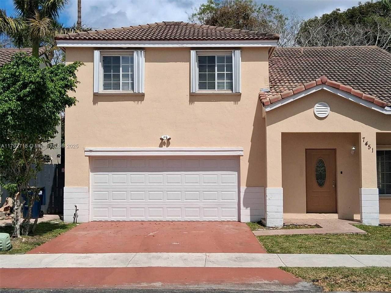 7451 157th Ct - Photo 1