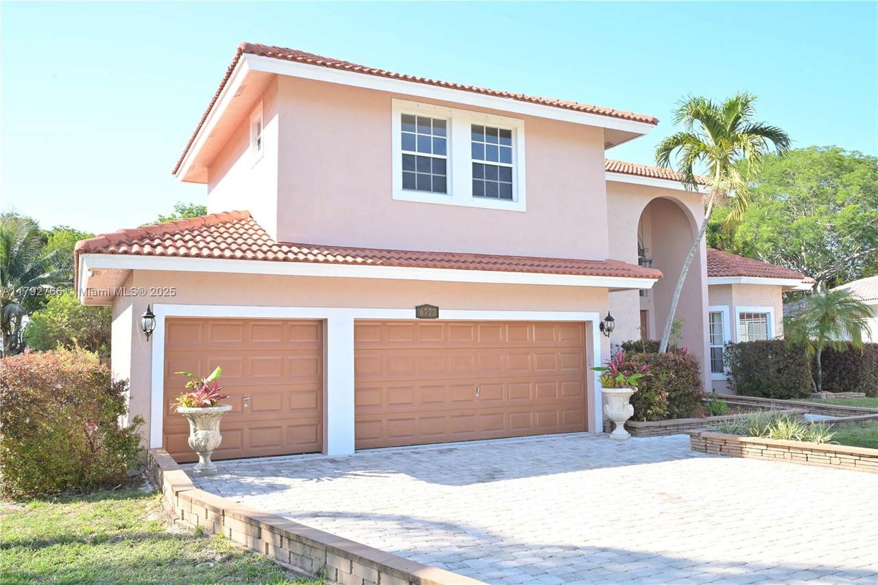 https://bt-photos.global.ssl.fastly.net/miami/1280_boomver_1_A11792766-2.jpg
