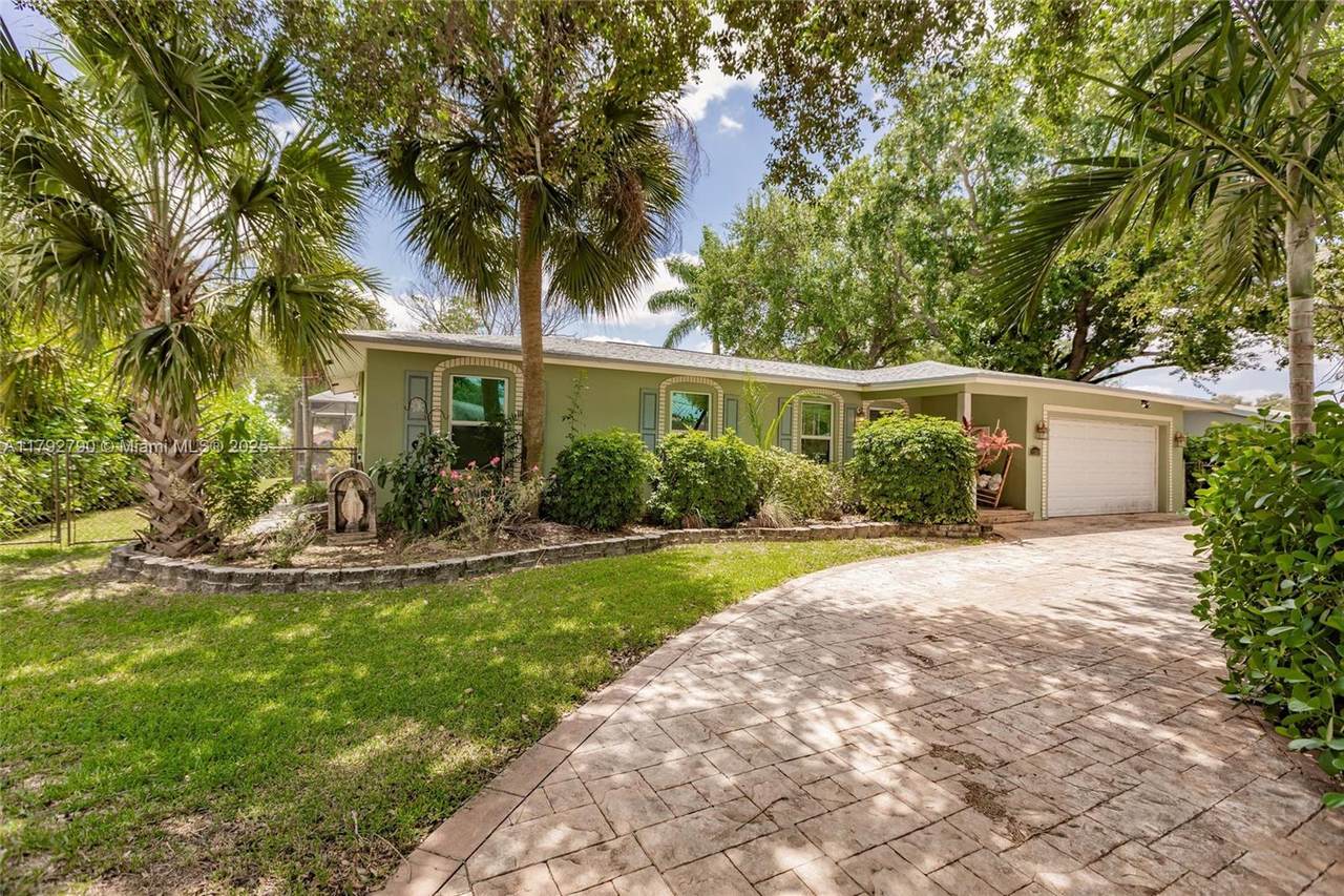 https://bt-photos.global.ssl.fastly.net/miami/1280_boomver_1_A11792790-2.jpg