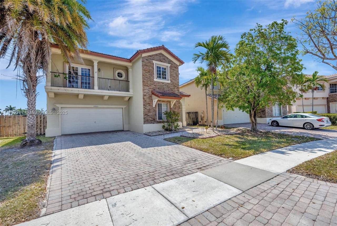 https://bt-photos.global.ssl.fastly.net/miami/1280_boomver_1_A11792797-2.jpg